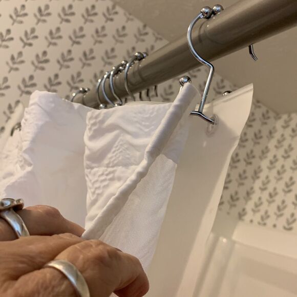 Double shower curtain roller hooks. See all photos for complete description - Picture 4 of 4